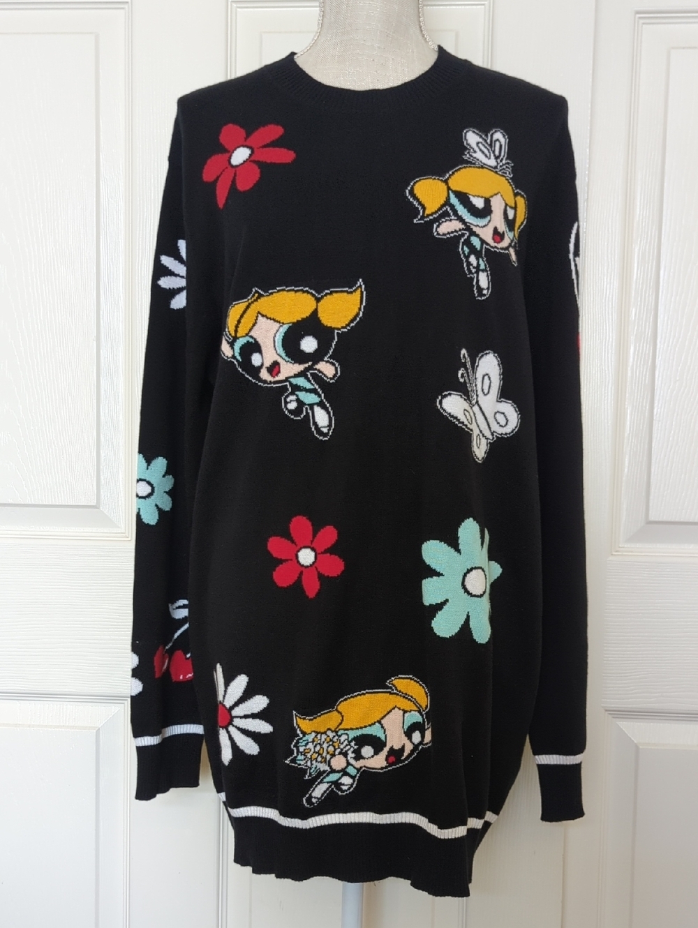 Dolls Kill x Powderpuff Black Cartoon And Flower Graphic Sweater